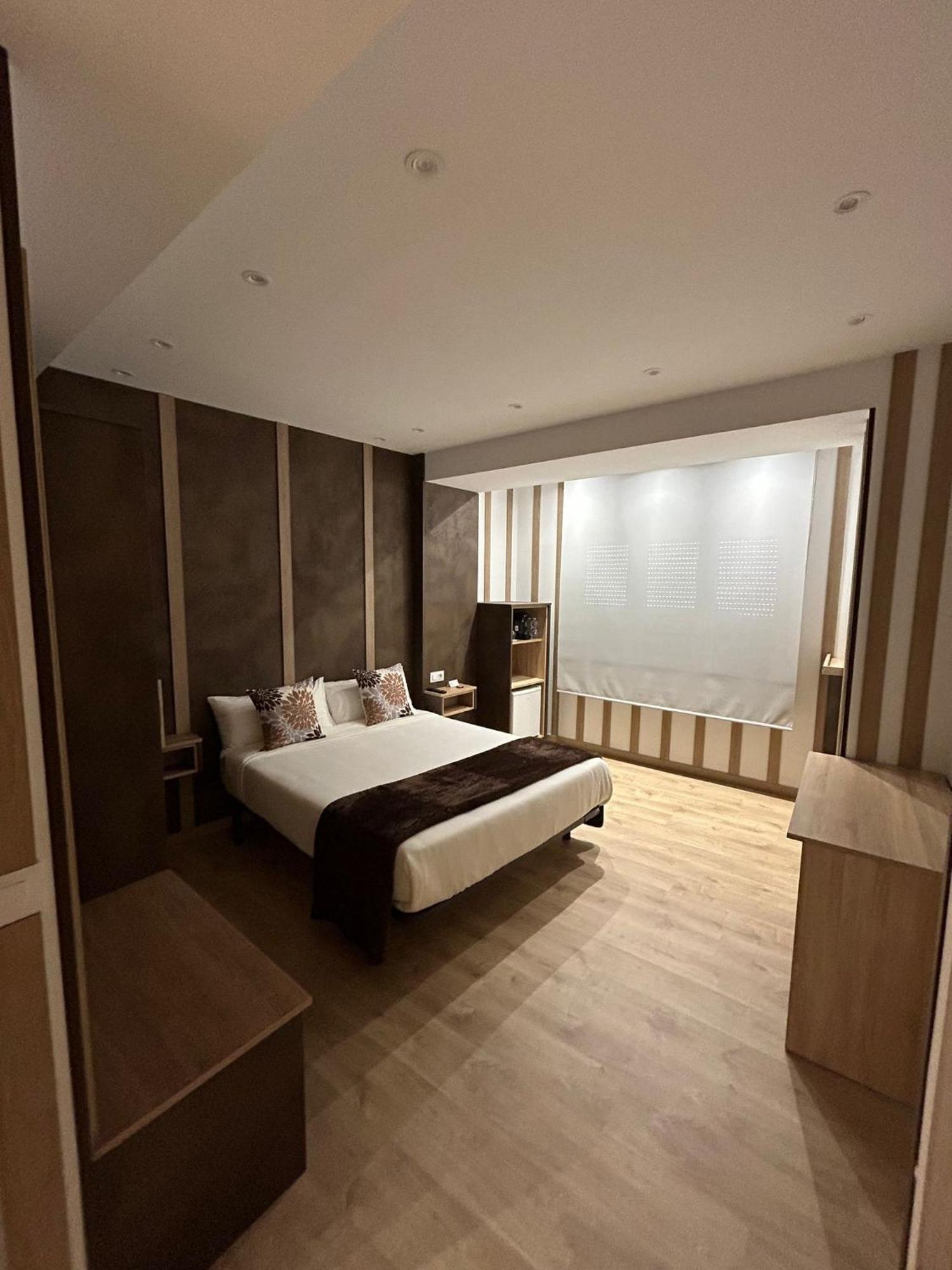 Calahorra Centro Hotel Екстериор снимка